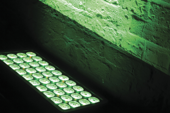 IP65 chống nước ngoài 40X10W Rgbw 4in1 LED City Color LED Wall Wash Light